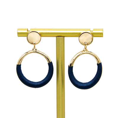 ต่างหูเจาะจมูกทอง Diamond Helix 16g กระดูกอ่อน Hoop Crown Gold Earrings